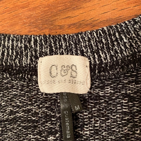 Sweater - Picture 2 of 3